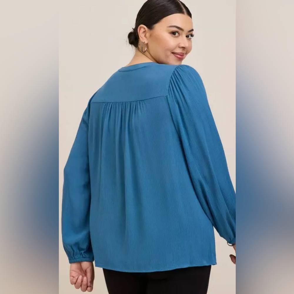 Torrid Teal Blue Crinkle Gauze Button-Front Peasant Top NWT - Picture 6 of 10